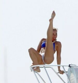 Gabby Allen / gabbydawnallen