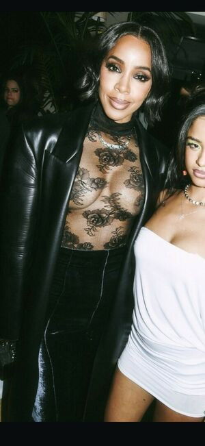 KELLYROWLAND / Kelly Rowland