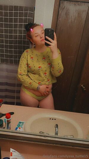 lyssa_turtle15 / reel