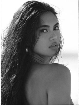 Amanda Sebastian / amandasebastiann