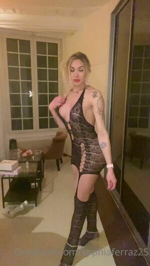 Sophia Ferraz / sophiaferraz25 / sophiaferraz_real