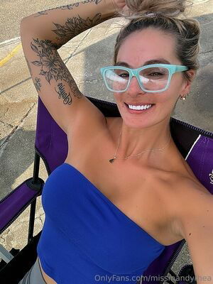 missmandyrhea / therealmandyrhea