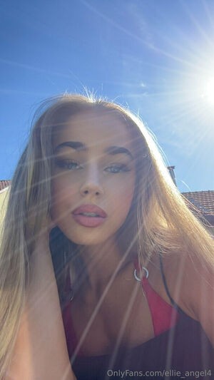 ellie_angel4 / ellieangel_4