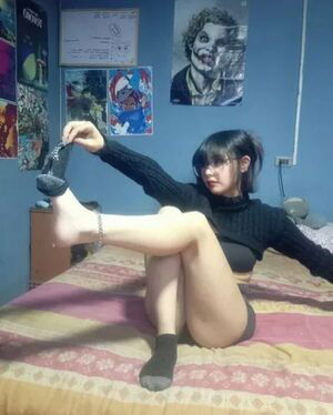 Cristina Scarlett / _Scar_Moon_ / _s_c_a_r_l_e_t_t._ / freescarlettdalton