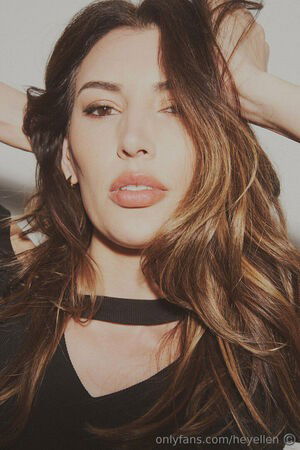 heyellen / heyhelen_asmr