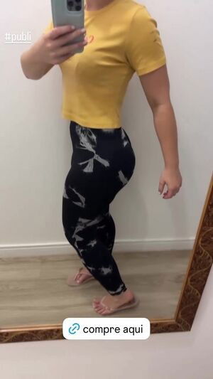 Nayana Peron / NayanaPeron / nayana_peron