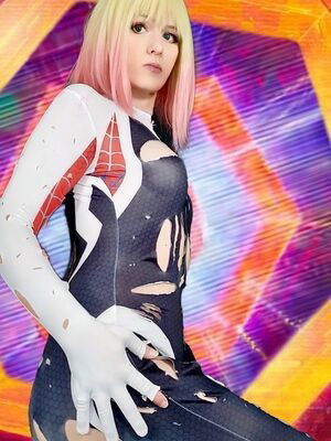 Mina Draculina / minadraculina