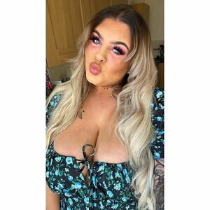 Kirstie Lilley / kirstie.lilley / lilley_lust