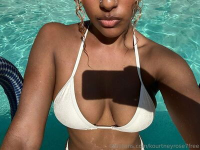 courtney_roselle / kourtneyrose7free