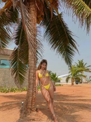 SHENYENG / Shenseea