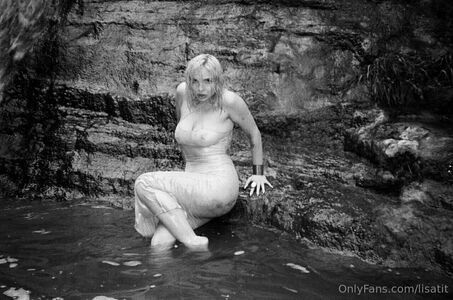 LisaASMR2 / elsasmr / lisaasmr / lisatit