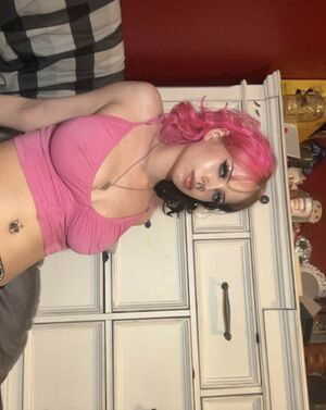 Funshr00ms / StarletSin / skyphoria