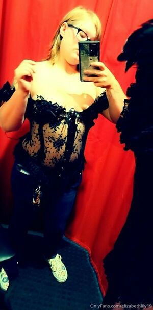 elizabethlily19 / elizabethlily_