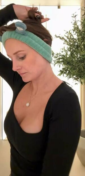 Freya Nightingale / freyanightingale / freyz