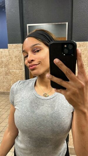 Kaci Lennox / Kacilennox Discussion Thread / RealKaciLennox / kacilennox
