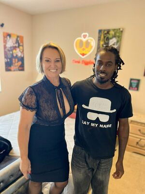 Mrs_Cora_Cox / mrs.coracox / nextdoorswing