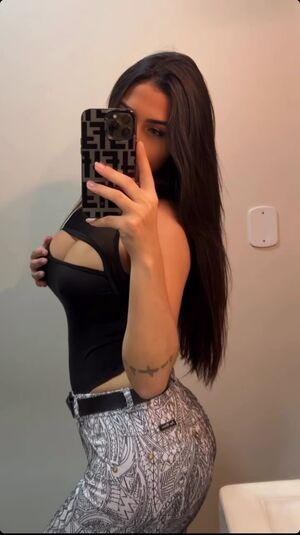 Laura Victoria / lau94 / laufit07