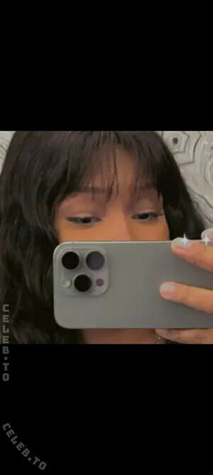 layla1123 / wharirts_