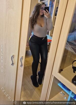 Viktoria Bochen / haveanamesorry / haveanamesorry069 / viktoria.superwomaan