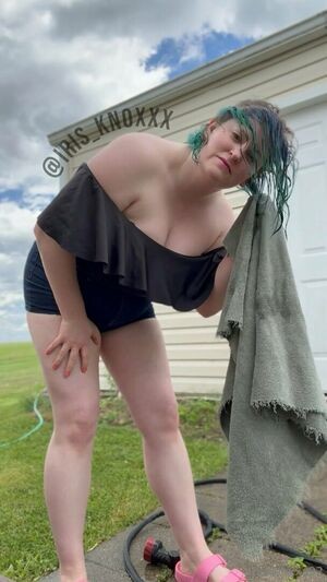 iris_knoxxx / irisknoxwriting