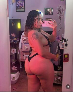 Uffemily / emilywillisxxx