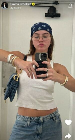 Emma Brooks / emmabrooks / emmabrooksxoxo