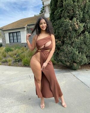 Hot4lexi / Lexi / Lexi 2 legit / hott4lexi / lexi2legit / lustn4lexi