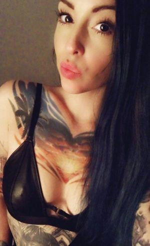 Vagabond Vixen / the.vagabondvixen / vagabond.vixen