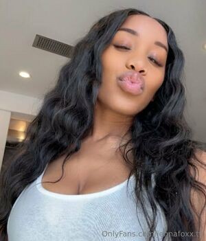 jennafoxx.tv / therealjennafoxx_