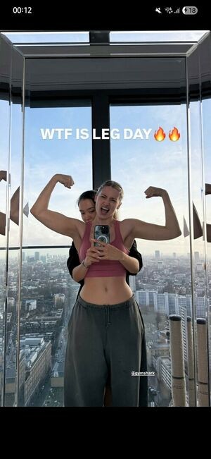 Sophie Morelli / marissamorelli / sewphy / sophmorelli