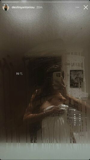 Daisy Anderson / daisanderson