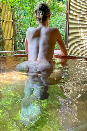 TniweCosplay / tniwe