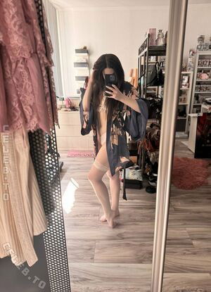 Nini Raven / Nini_Raven / raven_nini