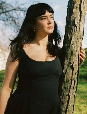 Courtney Eaton / courtneyeaton