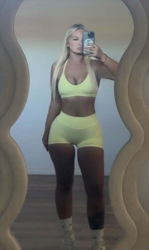 lilyroseeeeeee / lilyroseharris