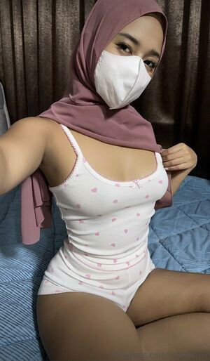 Yasmin / itsyasmin / yasmingonewild