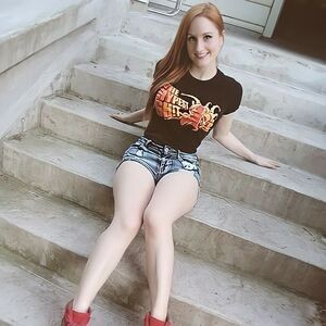 Paige Boivin / PeachSaliva / The Mustard Goblin Queen / cindyboivin