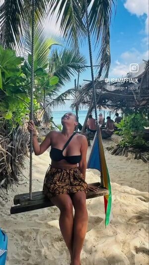 Lisa Maffia / lisamaffiauk / mia_maffia