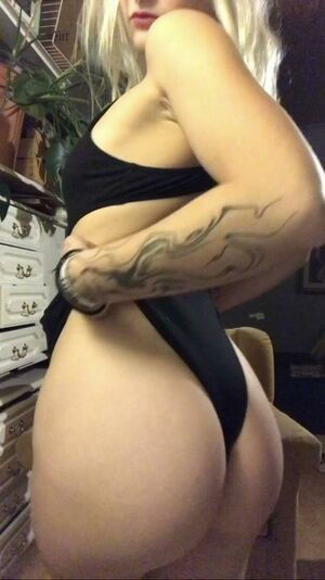 kattyna.aa / maryjanakrasnapanna