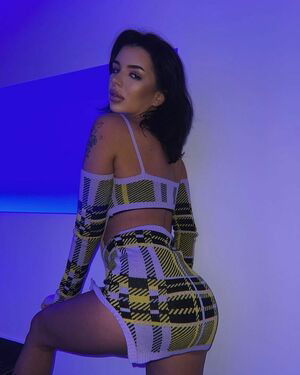 Raluca Ursescu / ralucaerr