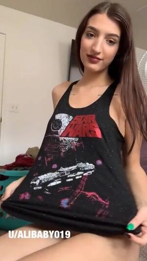 Alison Rainer / alisonrainer / alisonrainerr