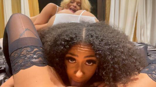 Yumi Sin / yumisin1512 / yumisinofficial / yumisinxxx