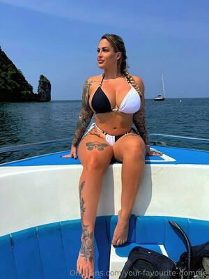 kinkydomgabbie / your-favourite-domme