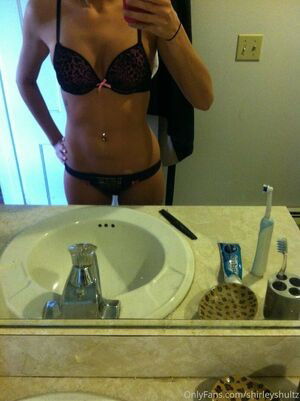 shirl_schultz / shirleyshultz