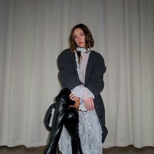 Emily Hall / emilyhallfree / heyemilyhall