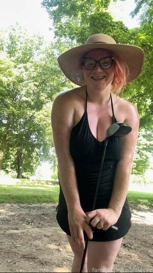 Laura Leslie / Lauraleslie / Lauraleslie - 36DDD / _lauraleslie