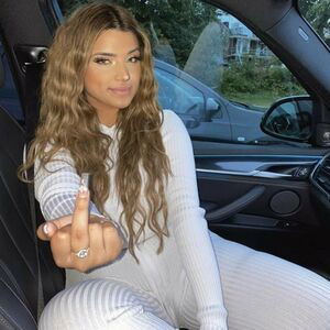 Simran Kaur / Simran_167