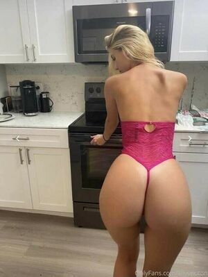 Lilly vouton / Lillyfitxo / gracedxlove / lillyfit.s
