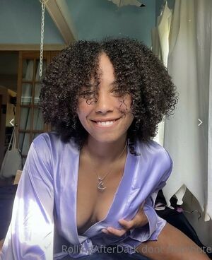 Mya Pol / immarollwithit / rollingafterdark