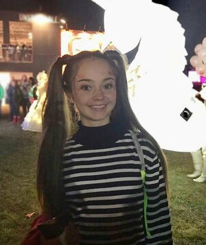Ella Lee / Ella_lee / ella lee berlin / ella_lee_offiziell